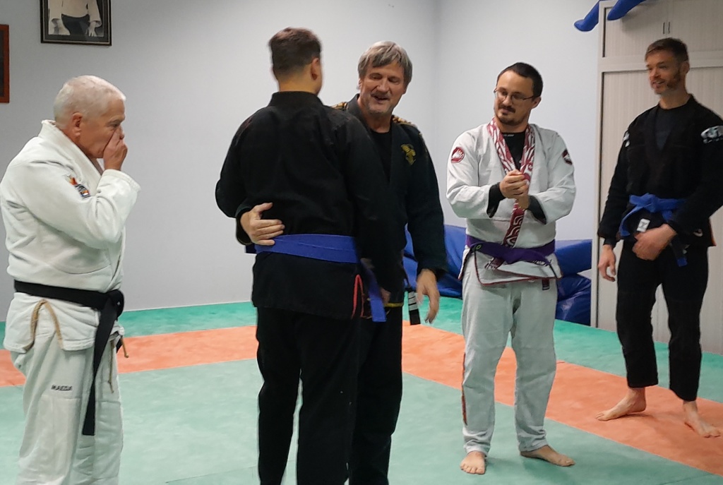 Riedisheim arts martiaux, krav maga kids, self défense féminine, judo, taïso, JJB, jujitsu brésilien, compétition, RAM , face book, instagram, podium